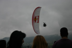 La imagen http://www.parapente.net/res/eventos/IMG_2058.jpg no puede mostrarse porque contiene errores.