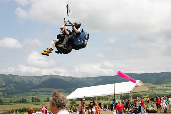 http://www.parapente.net/res/eventos/zooms/009.jpg